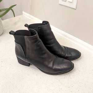 Kenneth Cole Booties